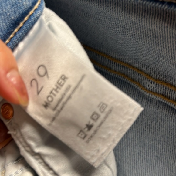 Mother Li’l Mother Li’l Insider Crop Step Fray in Limited Edition wash.  Size 29 - Picture 7 of 11